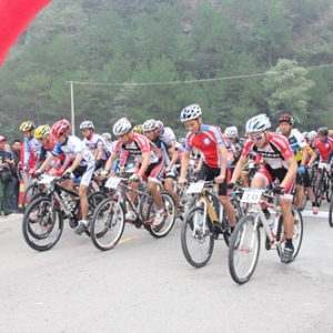 �ڶ����㽭��̨ɽȫ��ɽ�����г�����������