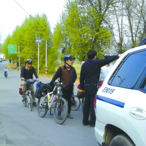 6��¿�����ϸ��ٹ�· ����������·(ͼ)