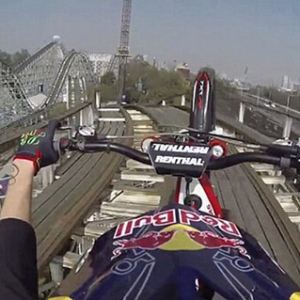 �����ؼ���Ա�ڹ�ɽ���� ��սĦ�г����о���