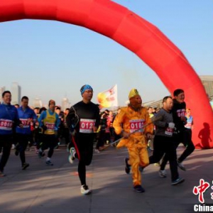 �ӱ������ٰ조�������׳��ܡ�ϲӭԪ��