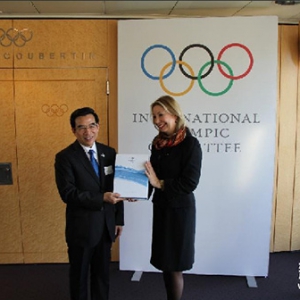 ����������ί��ʱ����ʰ�ί���ύ��챨��