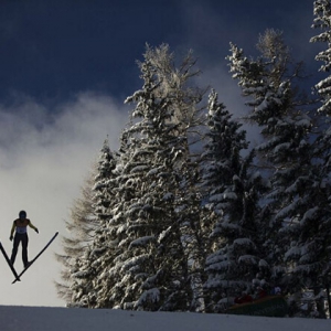 �й���ѧ��ԽҰ��ѩ�ӵĹ��� ������Ҫ����ɮ